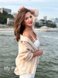 Datingsite to Meet Gorgeous Ukrainian Lady Alla from Odessa, Ukraine