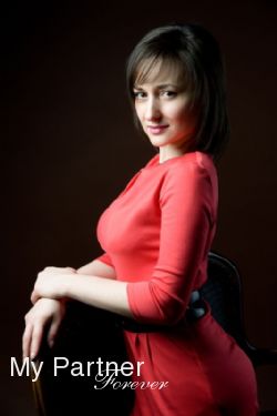 Dating Service to Meet Pretty Ukrainian Woman Nadezhda from Zaporozhye, Ukraine