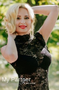 Dating Site to Meet Sexy Ukrainian Woman Irina from Poltava, Ukraine