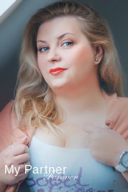 Dating with Belarusian Woman Yuliya from Grodno, Belarus