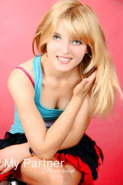 Dating with Gorgeous Ukrainian Girl Olga from Sumy, Ukraine