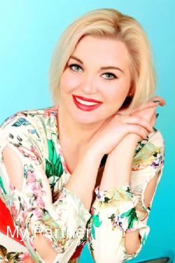 Dating with Pretty Ukrainian Woman Yuliya from Sumy, Ukraine