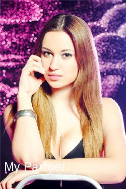 Datingsite to Meet Stunning Ukrainian Girl Marina from Sumy, Ukraine