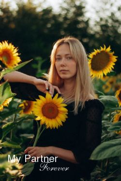Beautiful Ukrainian Woman Anastasiya from Dniepropetrovsk, Ukraine