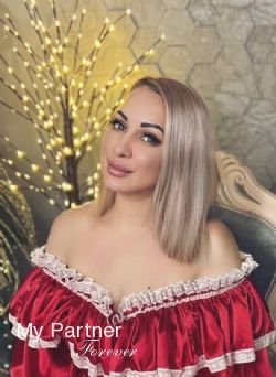 Charming Ukrainian Lady Yuliya from Nikolaev, Ukraine