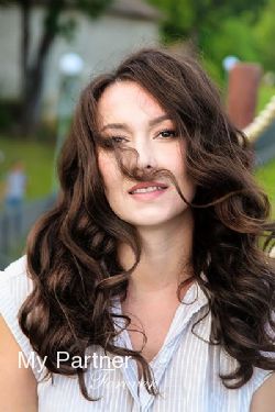 Dating Service to Meet Sexy Russian Woman Olesya from Almaty, Kazakhstan