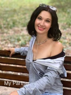 Dating Service to Meet Sexy Ukrainian Woman Elena from Vinnitsa, Ukraine