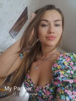 Dating Site to Meet Beautiful Ukrainian Lady Mariya from Kiev, Ukraine