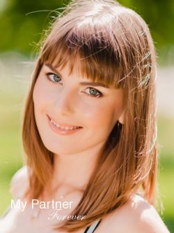 Dating Site to Meet Sexy Ukrainian Woman Alina from Poltava, Ukraine