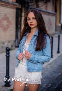 Dating Site to Meet Single Ukrainian Woman Alla from Kiev, Ukraine