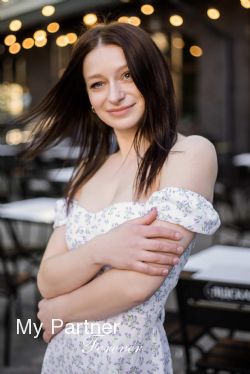 Dating Site to Meet Stunning Belarusian Lady Svetlana from Grodno, Belarus