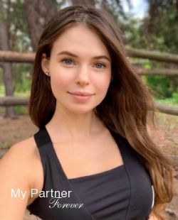 Dating with Pretty Ukrainian Lady Inessa from Vinnitsa, Ukraine