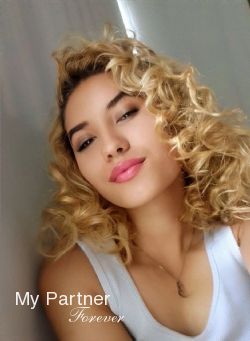 Dating with Sexy Ukrainian Lady Ekaterina from Rovno, Ukraine