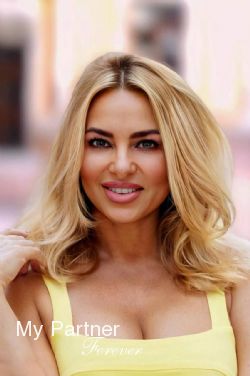 Dating with Sexy Ukrainian Woman Nataliya from Odessa, Ukraine