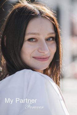 Dating with Single Belarusian Girl Svetlana from Grodno, Belarus
