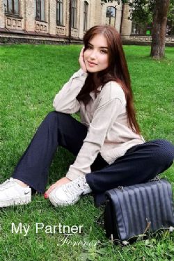 Dating with Stunning Ukrainian Girl Olga from Sumy, Ukraine