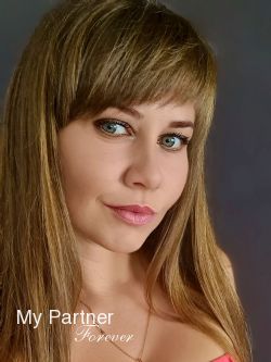 Dating with Stunning Ukrainian Lady Anna from Vinnitsa, Ukraine