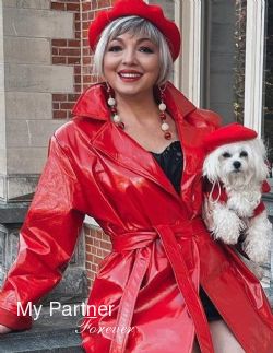 Datingsite to Meet Single Ukrainian Lady Anna from Kiev, Ukraine