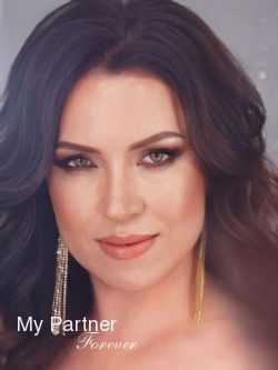 Datingsite to Meet Single Ukrainian Woman Irina from Dniepropetrovsk, Ukraine