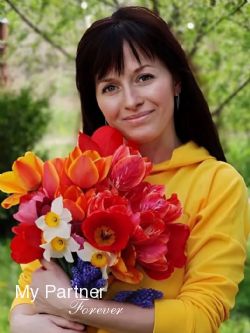 Datingsite to Meet Single Ukrainian Woman Zarina from Kiev, Ukraine