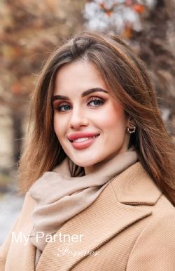 Gorgeous Ukrainian Bride Darina from Kiev, Ukraine
