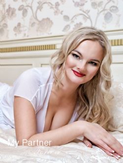 Gorgeous Woman from Ukraine - Elena from Poltava, Ukraine