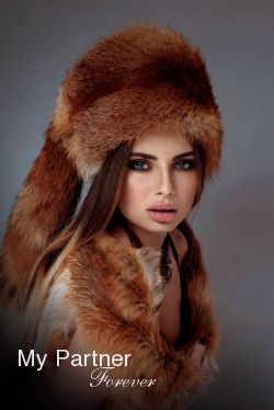 Meet Gorgeous Ukrainian Woman Alina from Kharkov, Ukraine