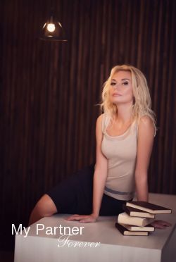 Meet Stunning Ukrainian Girl Yaroslava from Poltava, Ukraine