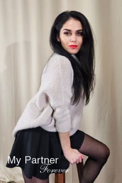 Online Dating with Beautiful Ukrainian Woman Alla from Krivoj Rog, Ukraine