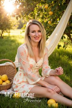 Online Dating with Gorgeous Ukrainian Girl Tatiyana from Nikolaev, Ukraine