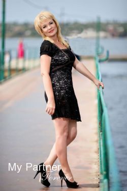 Online Dating with Sexy Ukrainian Girl Lilya from Kherson, Ukraine