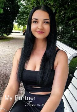 Pretty Bride from Ukraine - Yuliya from Vinnitsa, Ukraine