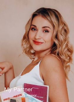 Pretty Lady from Ukraine - Tatiyana from Zaporozhye, Ukraine