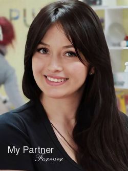 Pretty Ukrainian Lady Zarina from Kiev, Ukraine