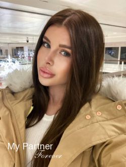 Single Ukrainian Girl Alina from Kiev, Ukraine