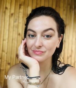 Ukrainian Woman for Marriage - Anastasiya from Nikolaev, Ukraine