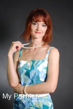 Online Dating with Pretty Ukrainian Woman Yuliya from Poltava, Ukraine