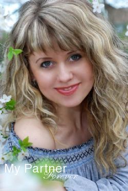 Ukrainian Woman Looking for Men - Oksana from Melitopol, Ukraine