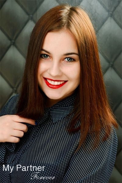 Dating with Gorgeous Ukrainian Lady Tatiyana from Sumy, Ukraine