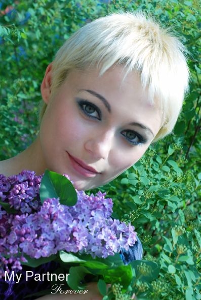 Dating with Ukrainian Lady Oksana from Melitopol, Ukraine