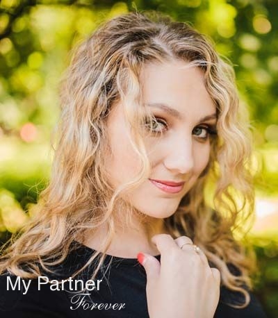 Datingsite to Meet Gorgeous Ukrainian Woman Olga from Poltava, Ukraine