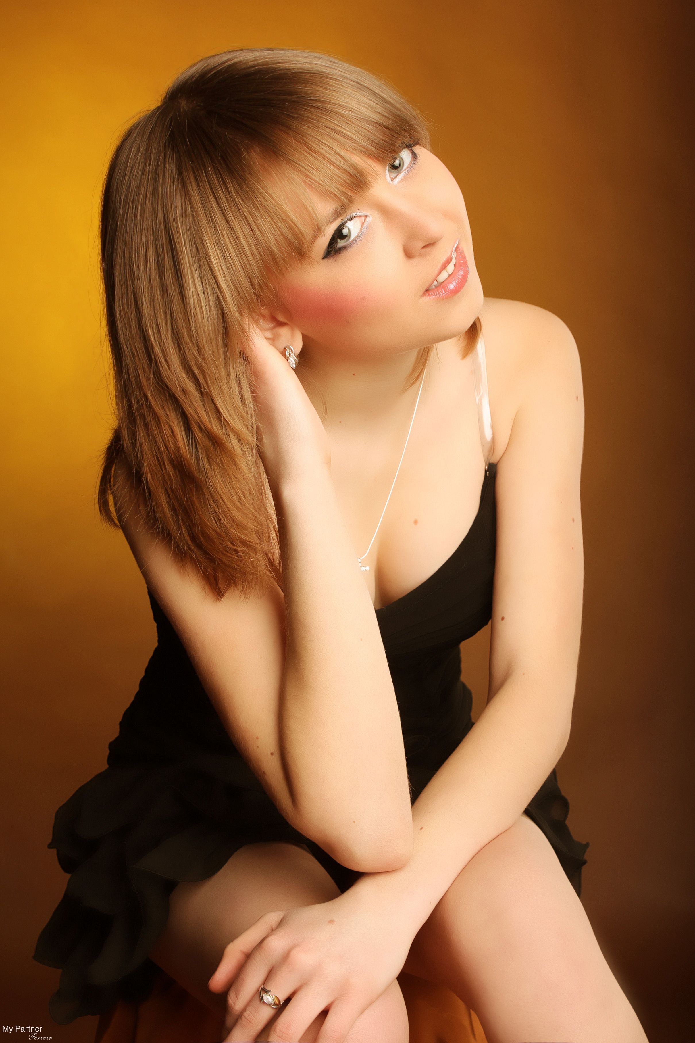 Datingsite to Meet Sexy Ukrainian Woman Yuliya from Kiev, Ukraine