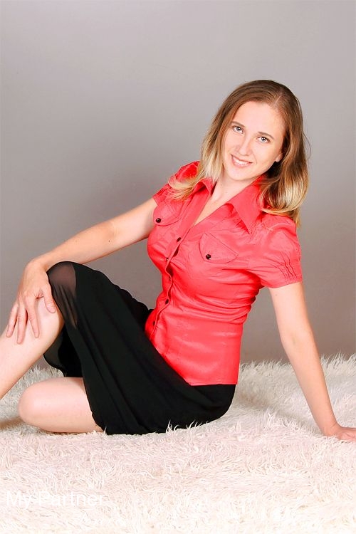 Meet Beautiful Ukrainian Lady Larisa from Sumy, Ukraine