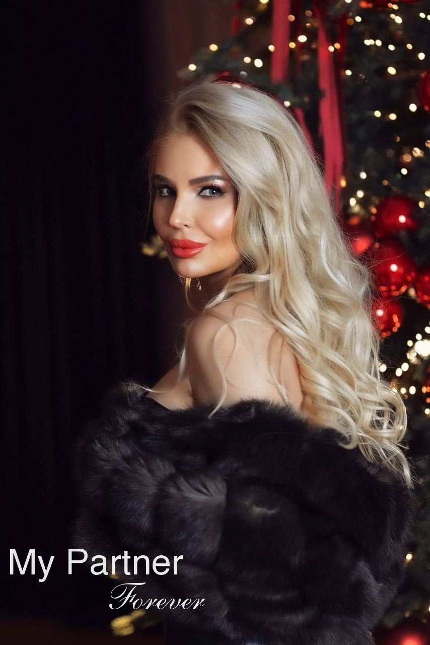 Charming Ukrainian Girl Nataliya from Kharkov, Ukraine