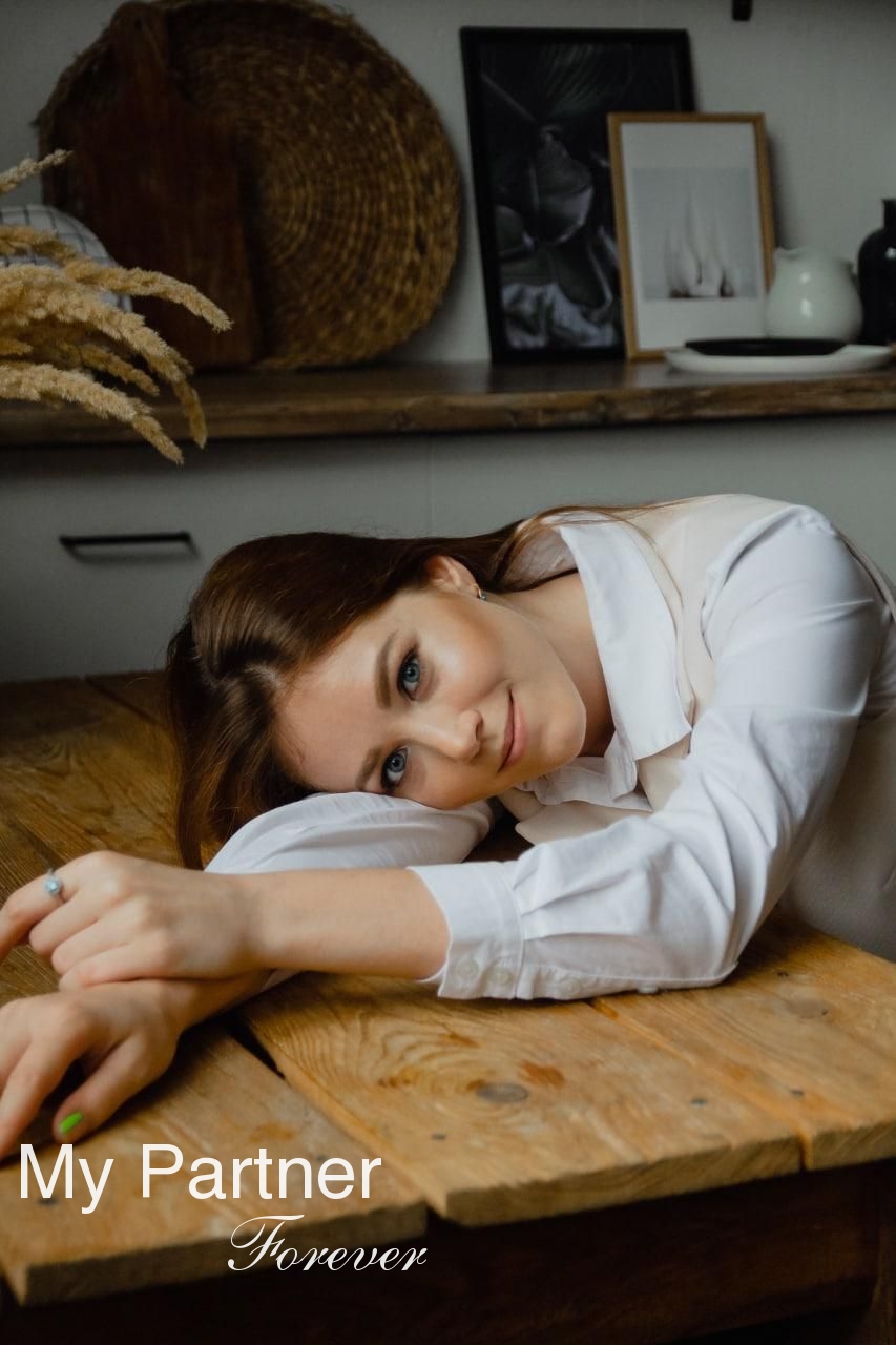 Dating Service to Meet Sexy Ukrainian Woman Sofiya from Zaporozhye, Ukraine