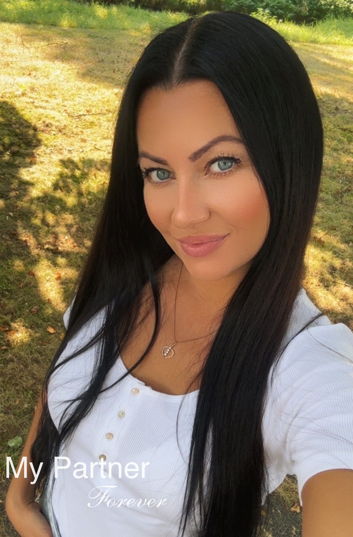 Dating Service to Meet Single Ukrainian Lady Valeriya from Kiev, Ukraine