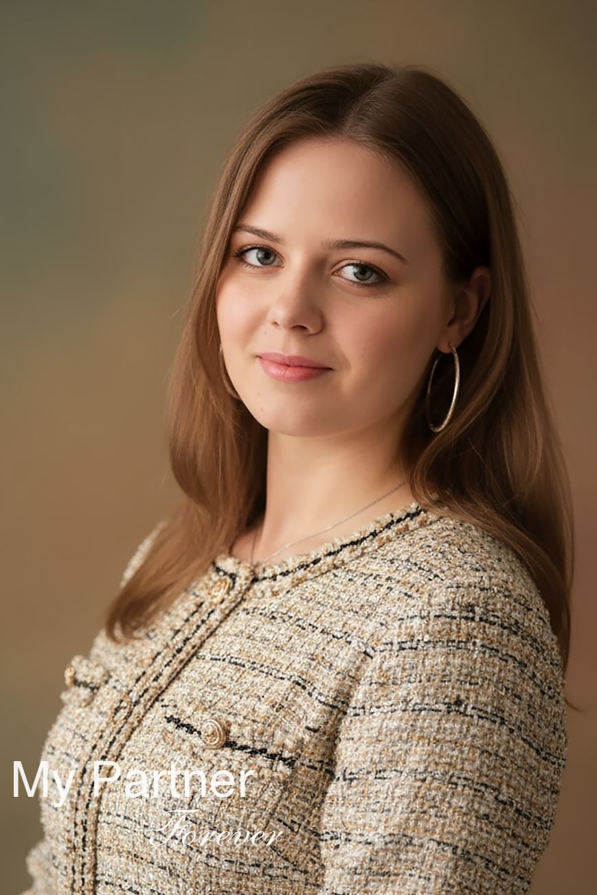 Dating Site to Meet Charming Russian Lady Anastasiya from Almaty, Kazakhstan