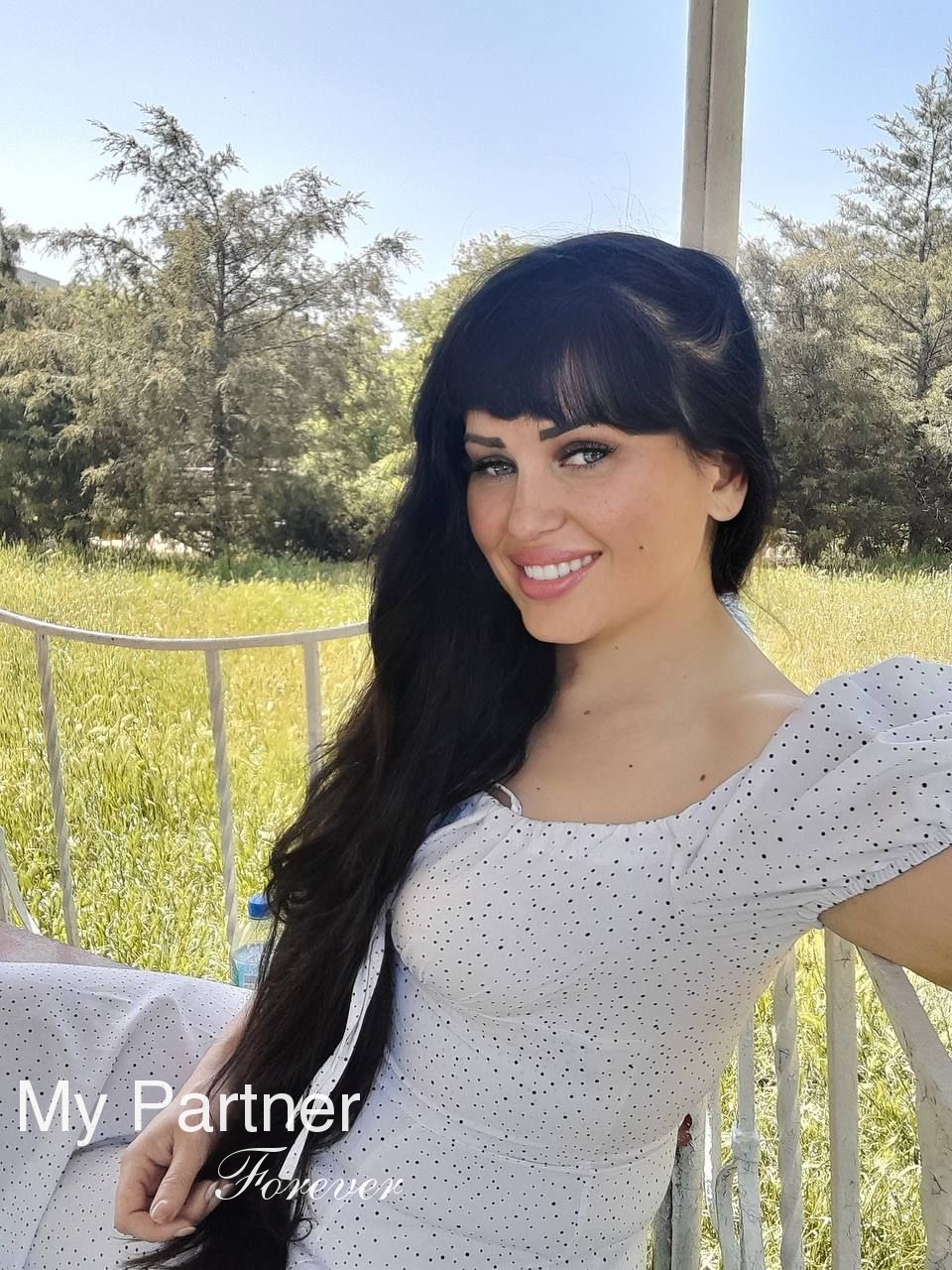 Dating Site to Meet Charming Ukrainian Woman Elena from Odessa, Ukraine