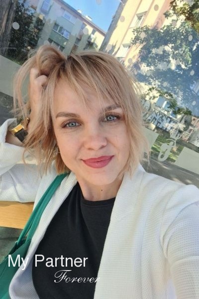 Dating Site to Meet Gorgeous Ukrainian Girl Tatiyana from Zaporozhye, Ukraine