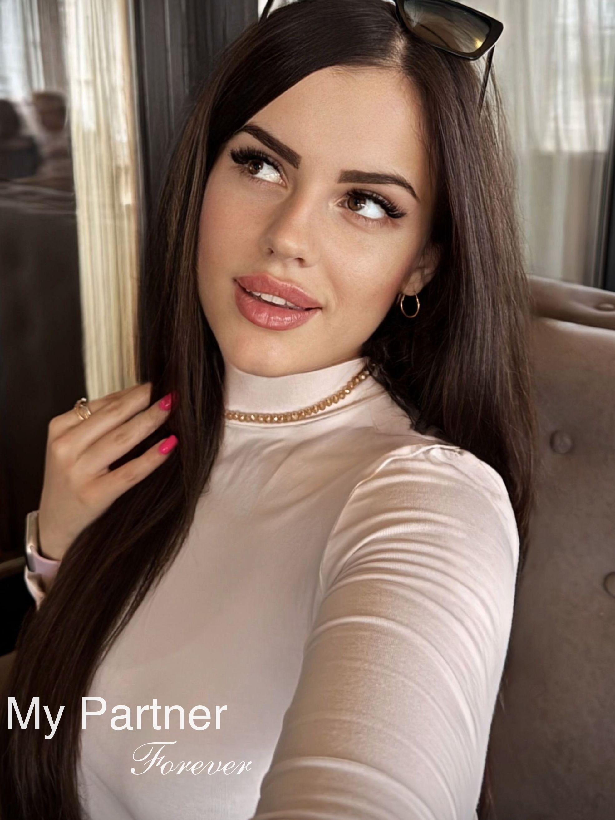 Dating Site to Meet Pretty Belarusian Girl Viktoriya from Gomel, Belarus